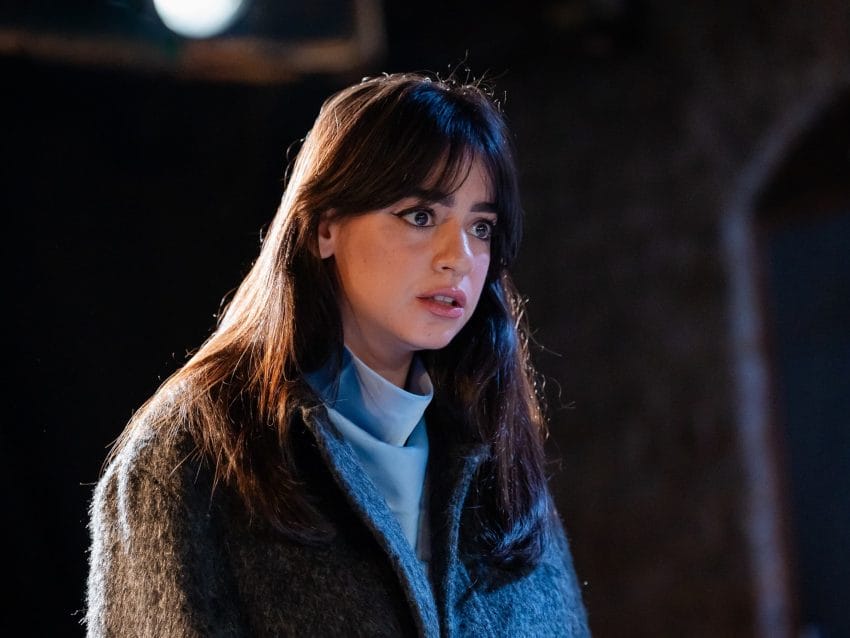 Mithra Malek (c) Ikin Yum