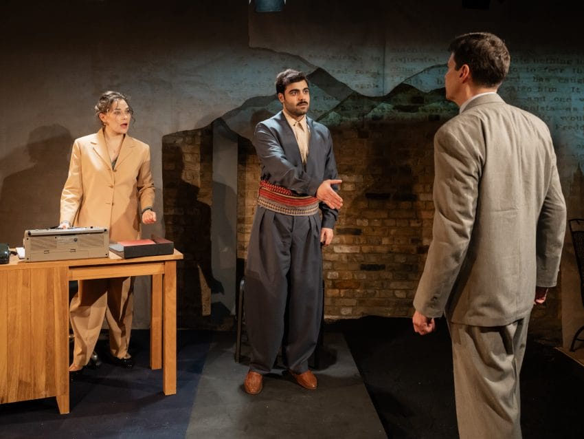 Beth Burrows, Mazlum Gül, Richard Lynson (c) Ikin Yum