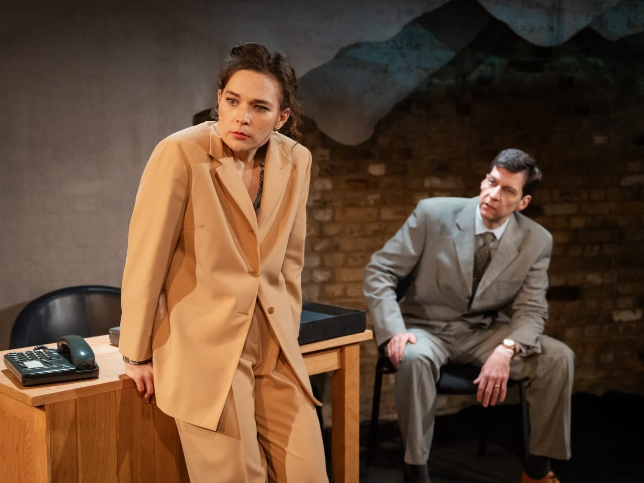 Beth Burrows, Richard Lynson (c) Ikin Yum