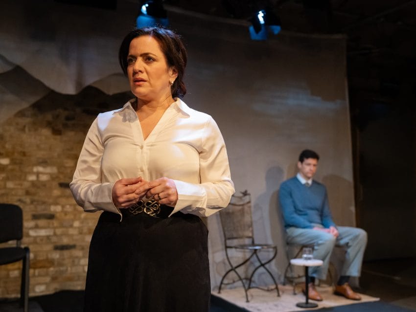 Lisa Zahra, Richard Lynson (c) Ikin Yum